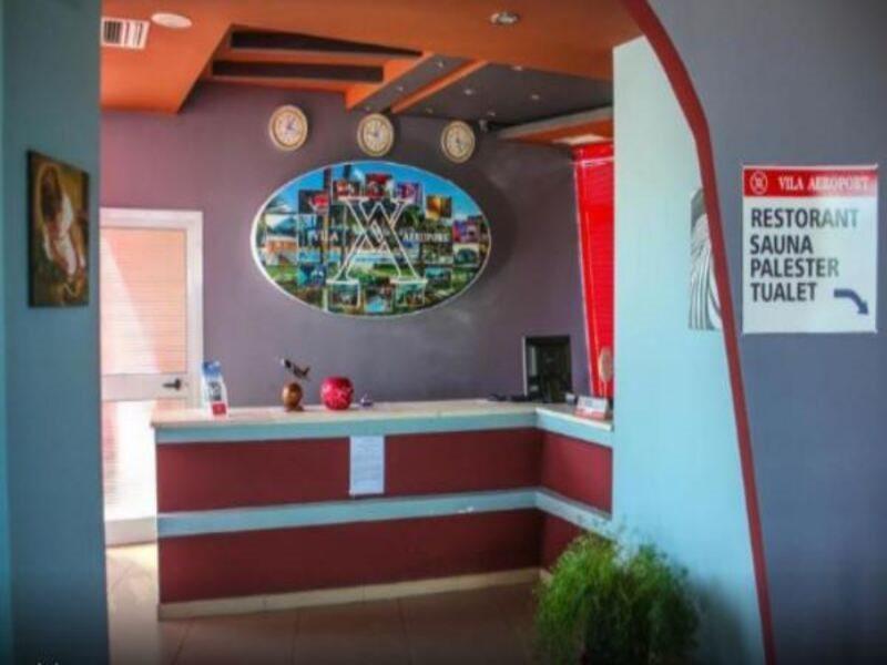 Hotel Vila Aeroport Rinas Bagian luar foto